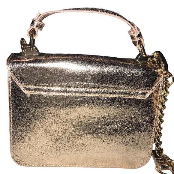 Steve Madden Gold Rose Gold Top Handle Front Clasp Partial Mini Crossbody - Picture 2 of 12